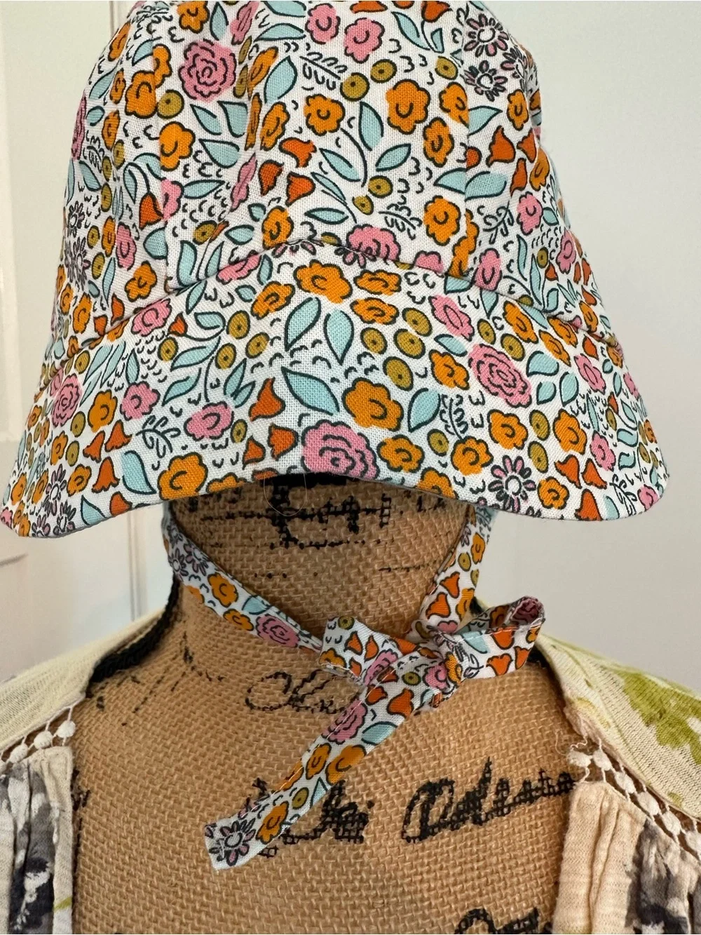 Silly Daisy Baby Floral Cotton Bonnet in Pink & Orange Reversible… 0-6 months